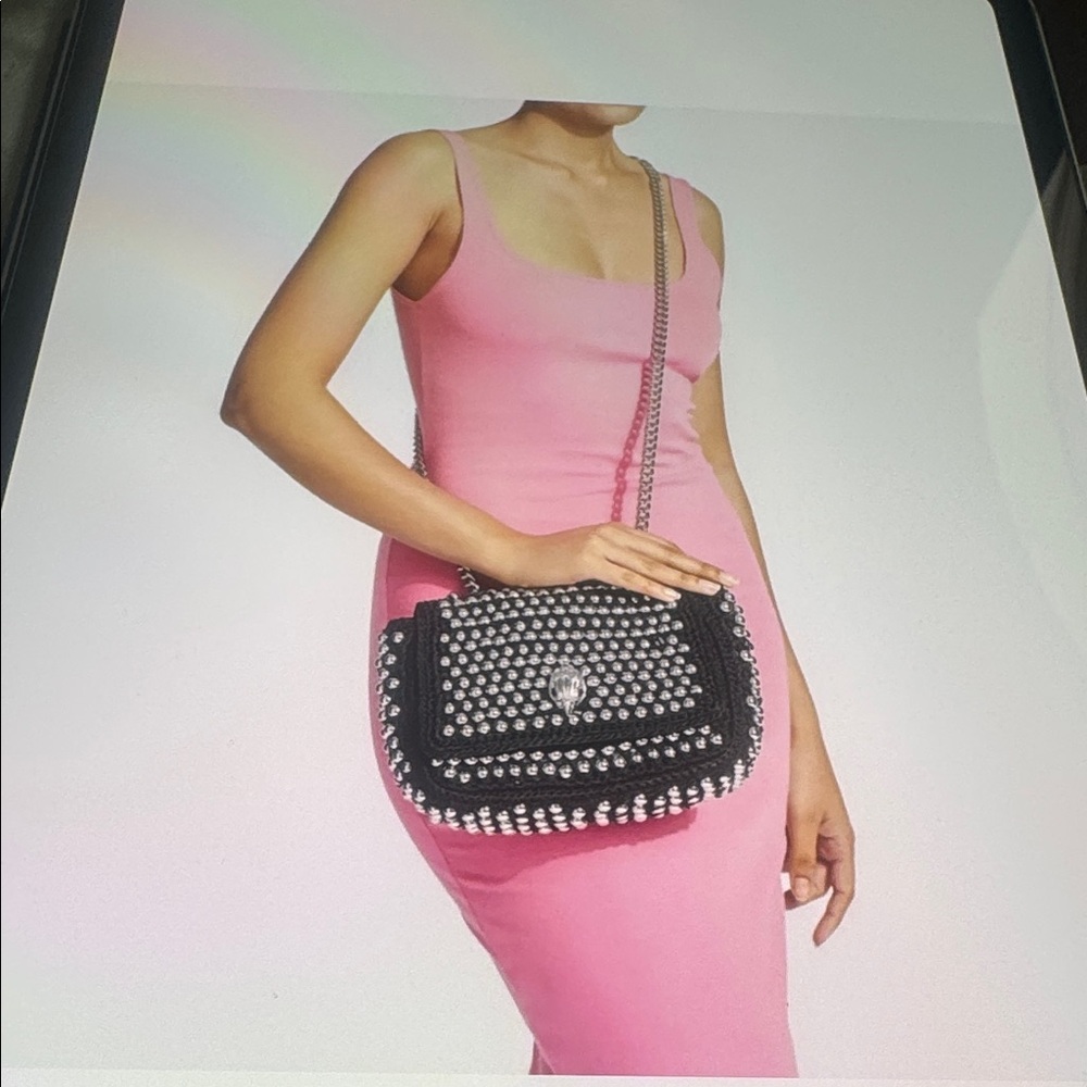 Kurt Geiger London
Medium Kensington Shoulder Bag
Kurt Geiger London - Picture 5 of 14